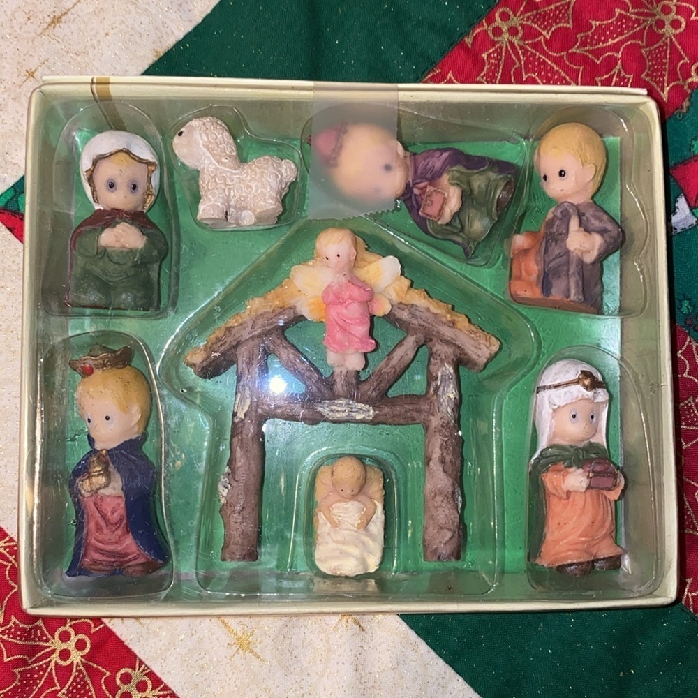 CHRISTMAS HOUSE NATIVITY miniature 8 piece very detailed vintage set NEW in box - Picture 4 of 14
